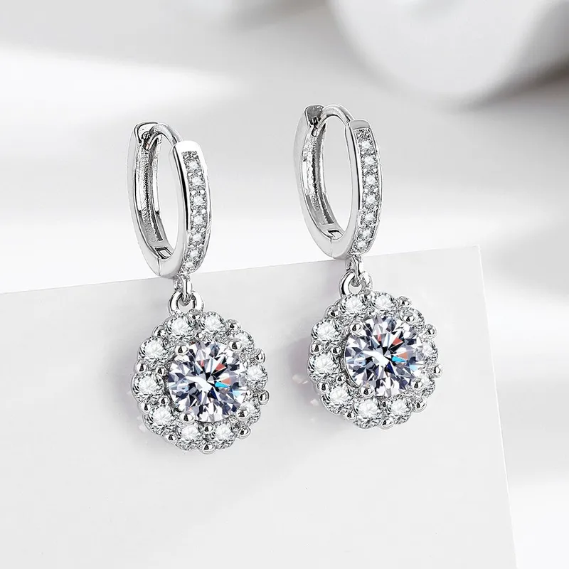 1 Pair Vacation Simple Style Flower Inlay Copper Imitation Moissanite Drop Earrings