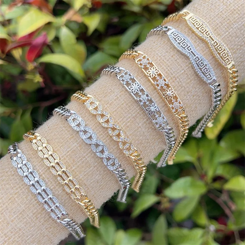 Classic Style Geometric Copper Inlay Zircon 18K Gold Plated Women's Bracelets