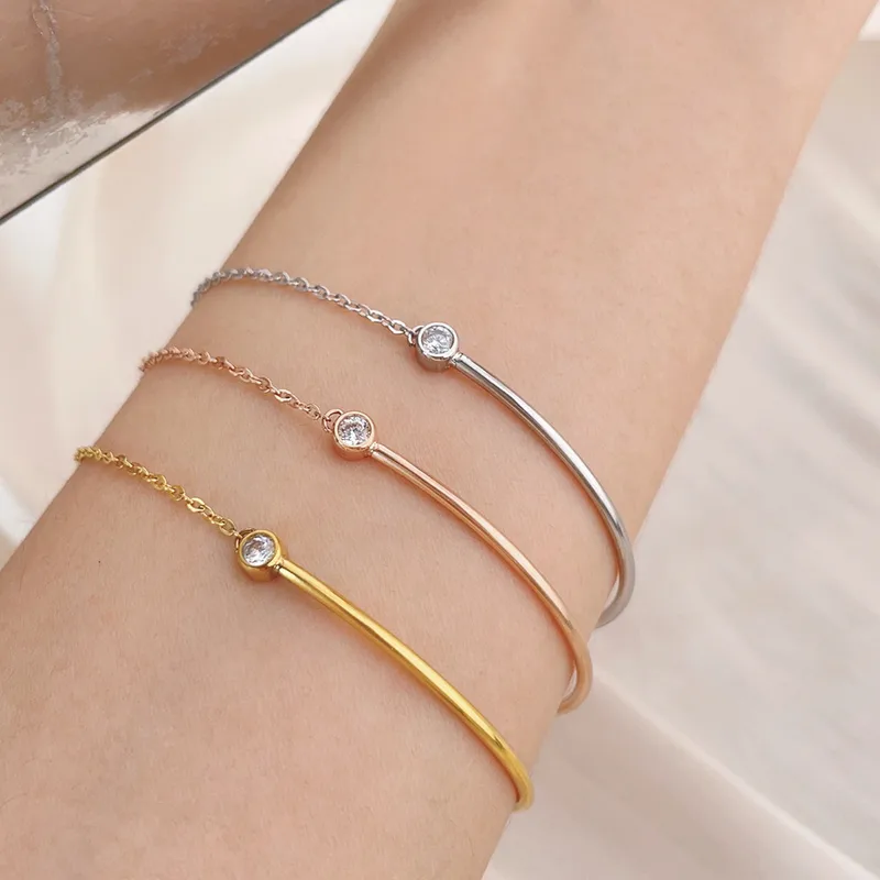 Simple Style Geometric Titanium Steel Zircon Women's Bracelets