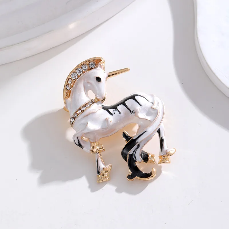 Cute Zinc Alloy Plating Unisex Brooches