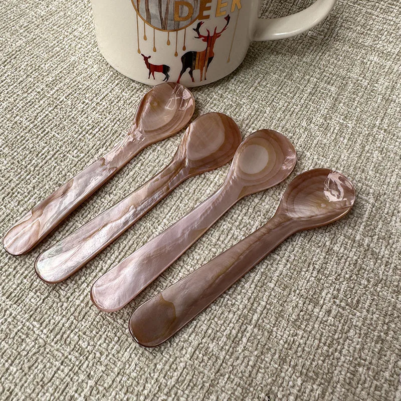 Casual Stripe Shell Spoon 1 Piece