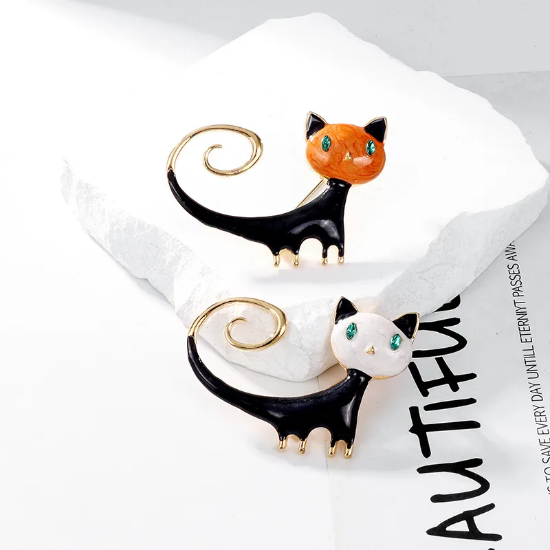 Cute Cat Zinc Alloy Enamel Rhinestones Unisex Brooches