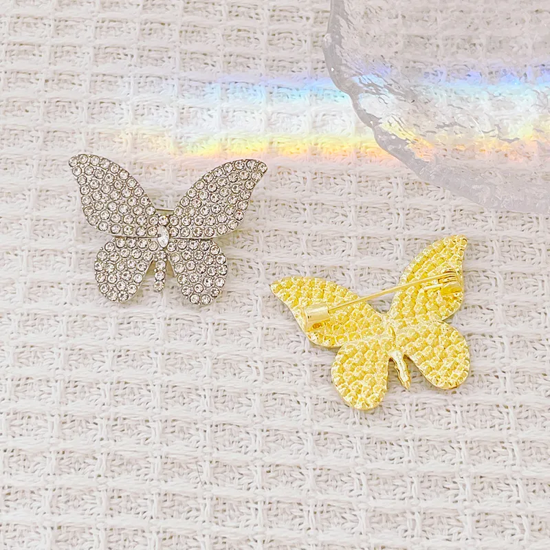 Vacation Simple Style Butterfly Zinc Alloy Inlay Zircon Women's Brooches