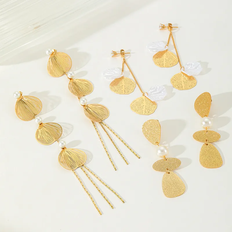 1 Pair Elegant Artistic Geometric Leaf Plating Inlay 304 Stainless Steel Acrylic Imitation Pearl Zircon 18K Gold Plated Drop Earrings