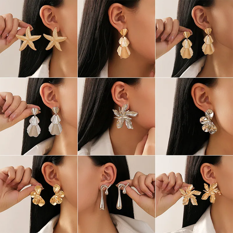 1 Pair Vacation Simple Style Flower Plating Alloy Ear Studs
