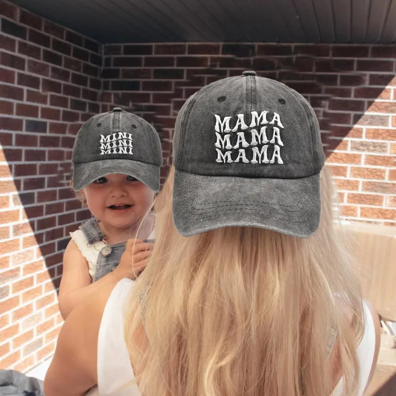 Unisex Simple Style Classic Style Letter Curved Eaves Baseball Cap