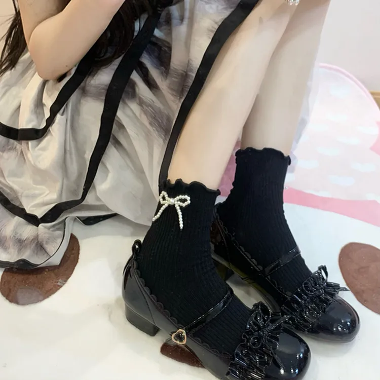 Women's Cute New Style Solid Color Cotton Crew Socks A Pair