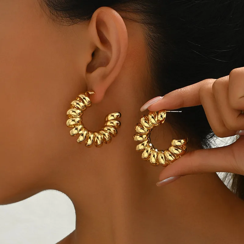 1 Pair Vacation Classic Style Solid Color Iron Ear Studs