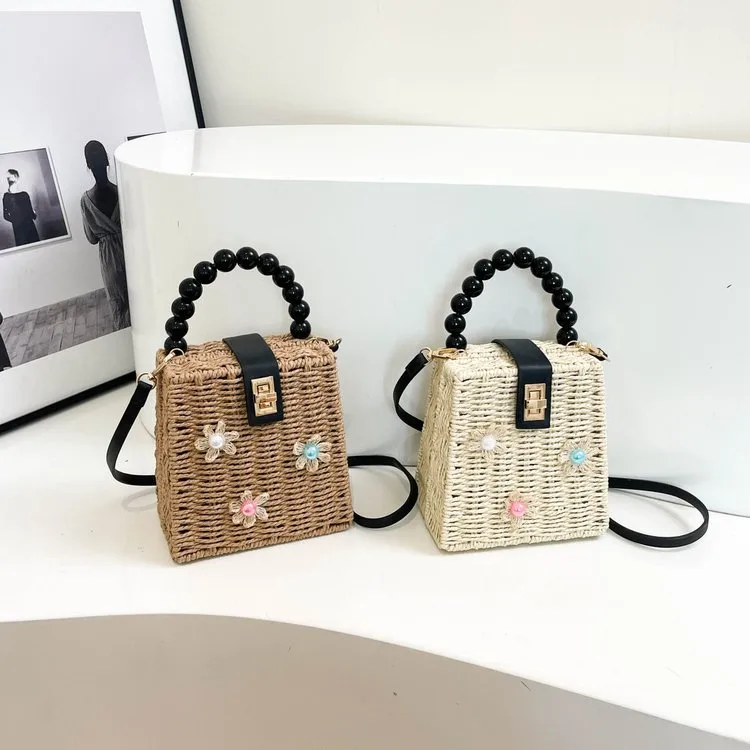Women's Straw Flower Vacation Square Buckle Square Bag