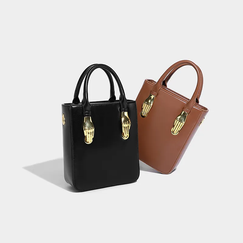 Women's Pu Leather Solid Color Classic Style Lock Square Zipper Shoulder Bag