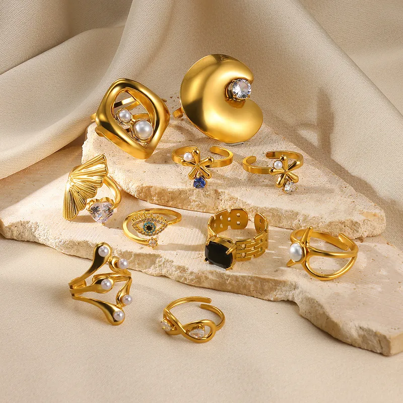 Vacation Classic Style Solid Color 304 Stainless Steel Inlay Zircon Women's Open Rings