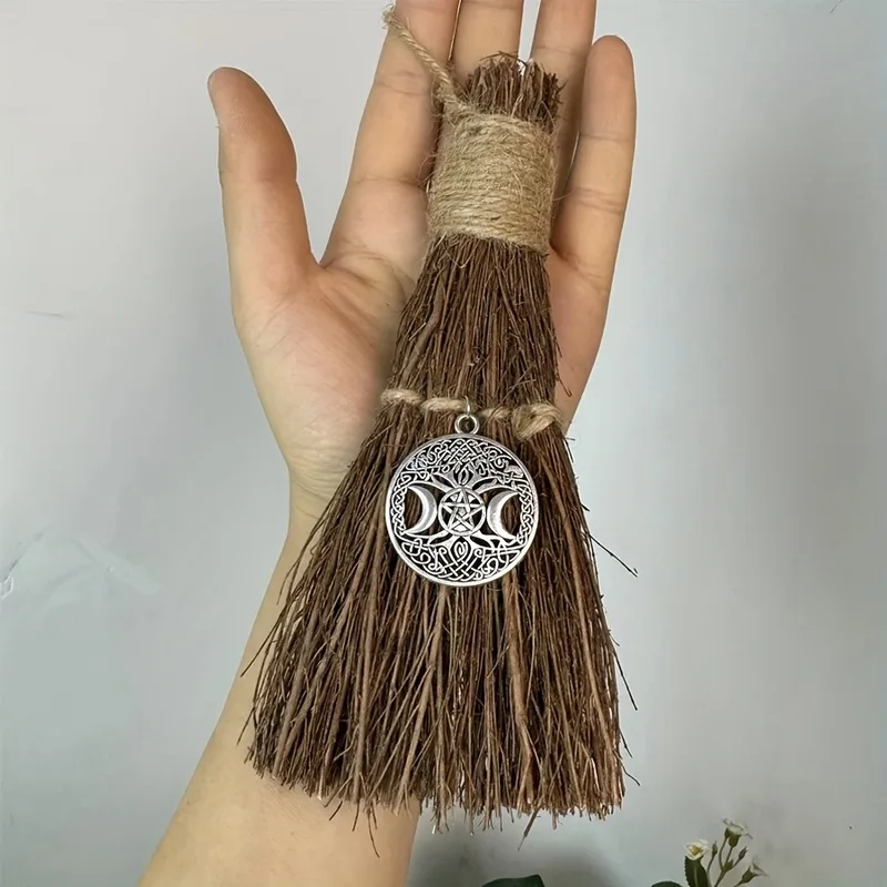 1 Piece Handmade Solid Color Wood Keychain