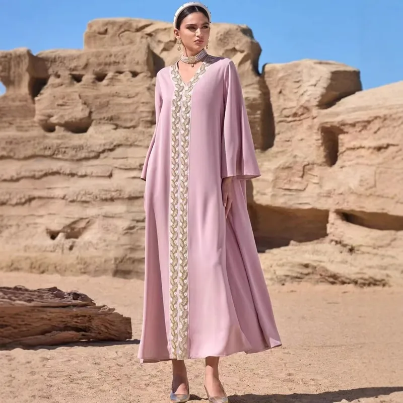 Elegant Lace Embroidered Bohemian Abaya Dress With Flared Hem And Long Sleeves