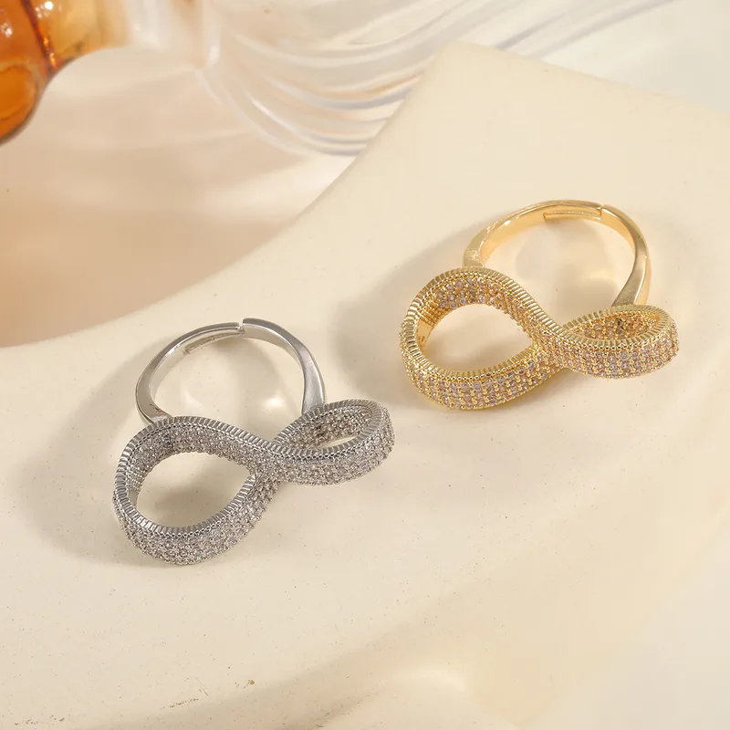 Elegant Cute Classic Style Infinity Solid Color Copper Inlay Zircon 18K Gold Plated Women's Rings