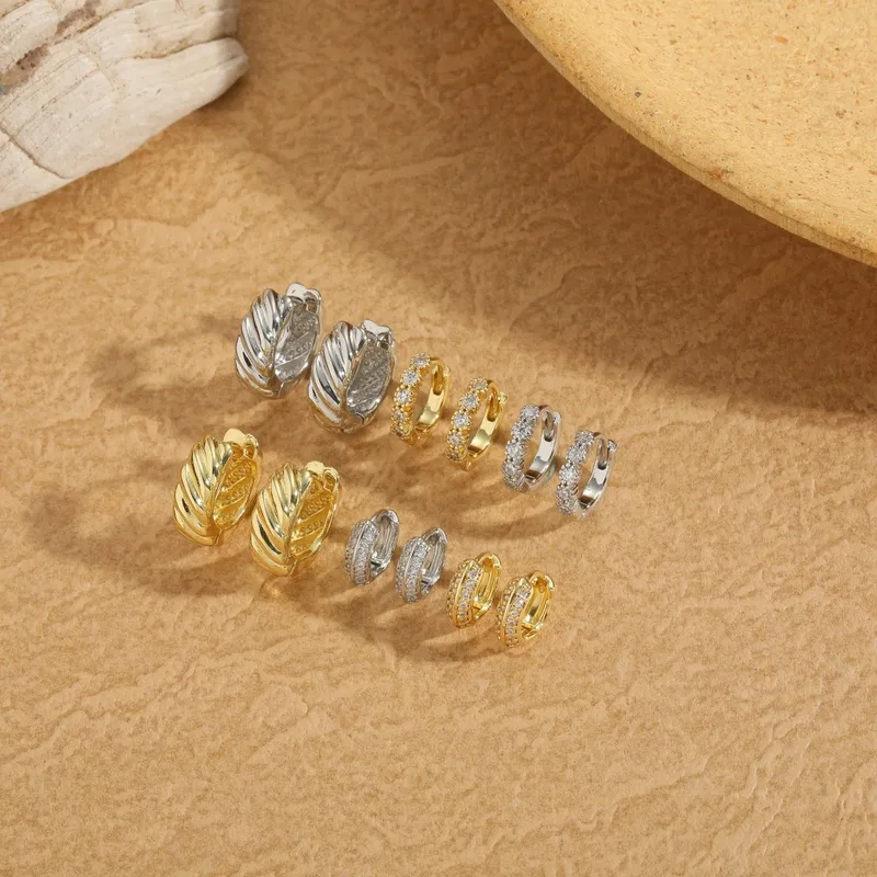 1 Pair Elegant Retro Vintage Style Twist Inlay Copper Zircon 14K Gold Plated Earrings