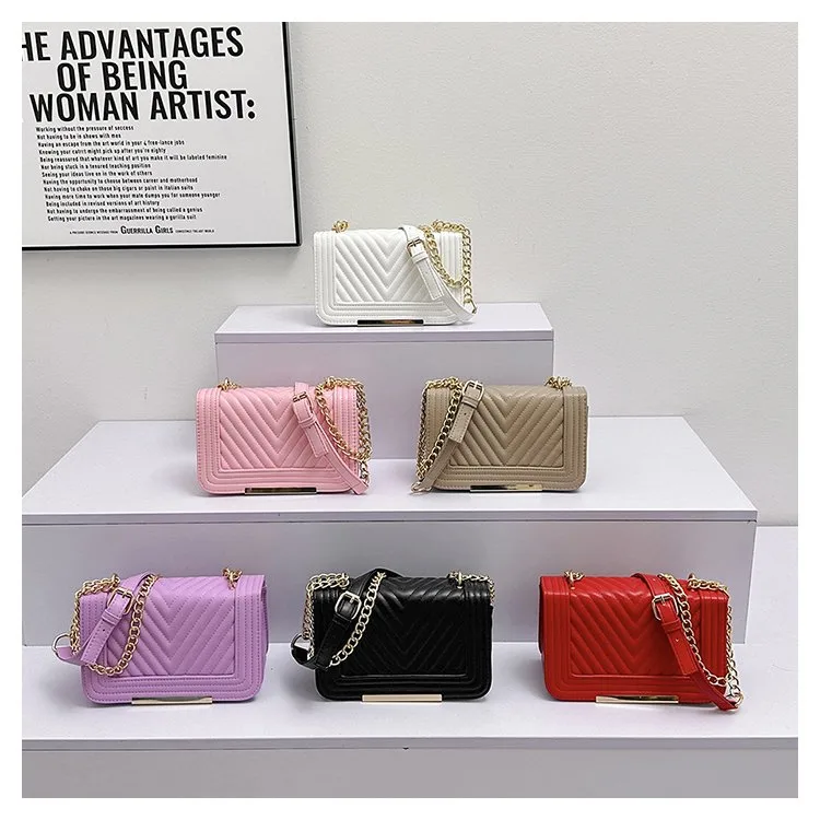 Women's Pu Leather Solid Color Classic Style Square Magnetic Buckle Shoulder Bag