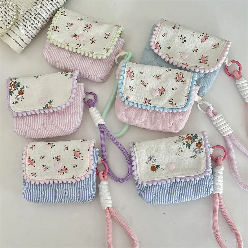 Women's Ditsy Floral Stripe Cloth Cotton Buckle