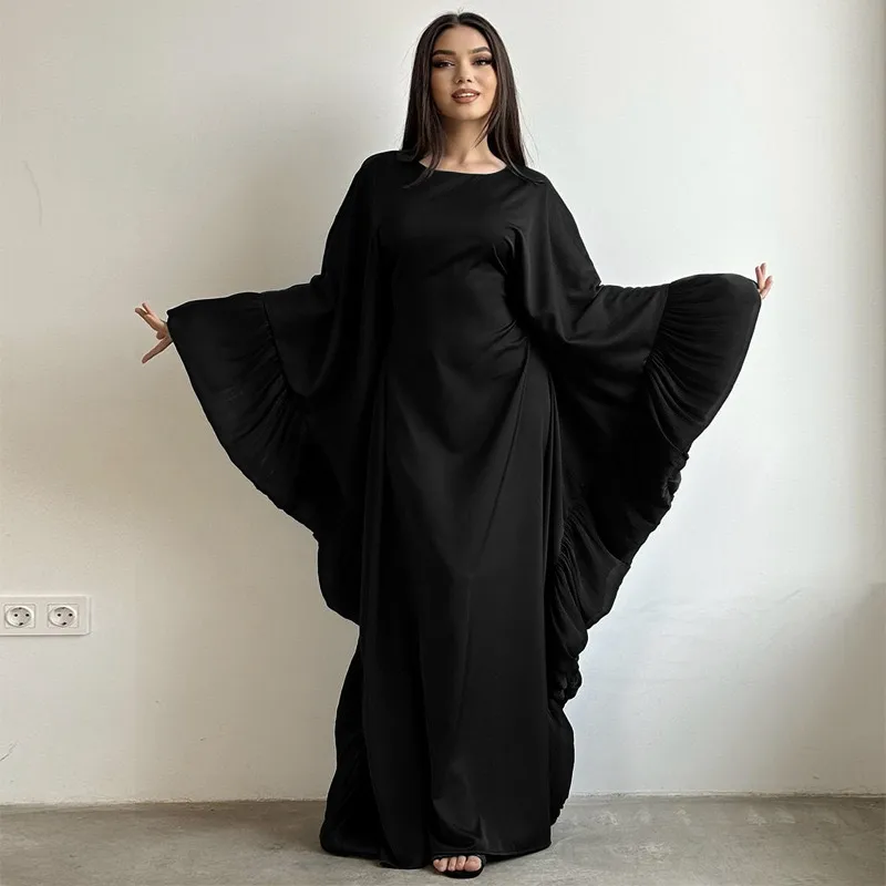 3D Effect Straps Abaya