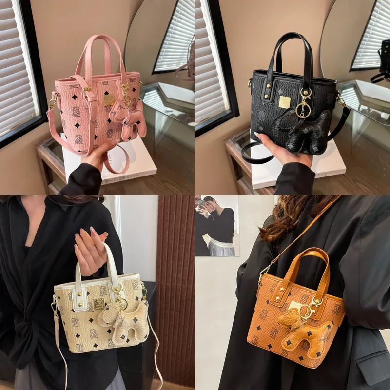 Women's Pu Leather Animal Color Block Argyle Cute Streetwear Square Zipper Shoulder Bag