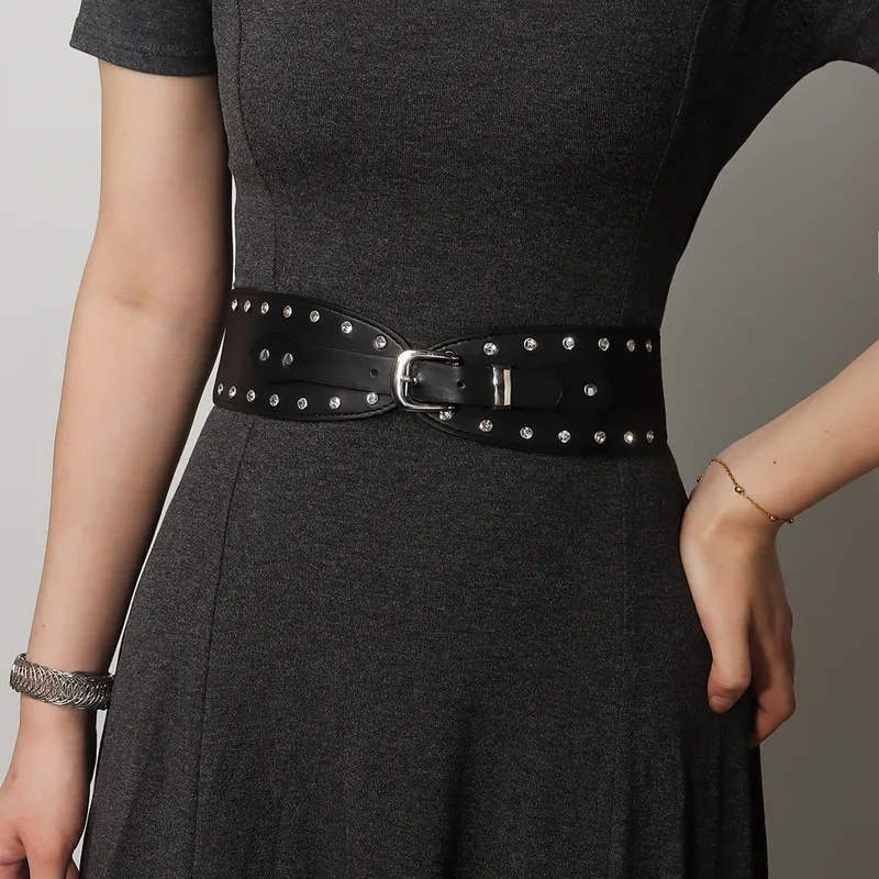 Casual Elegant Sexy Solid Color Pu Buckle Rhinestones Women's Chain Belts