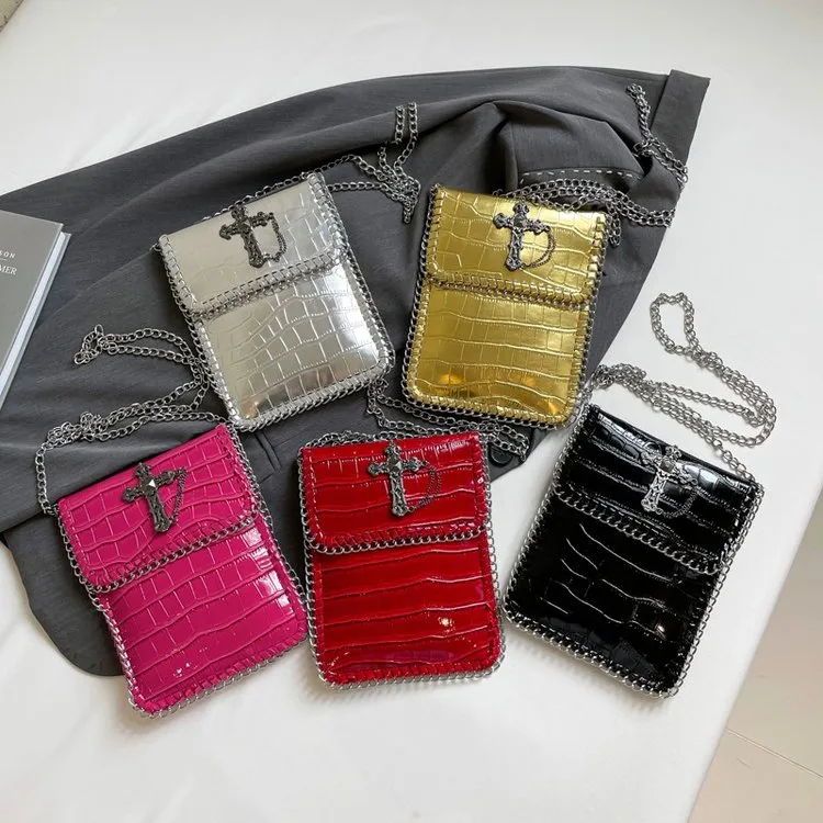 Women's Pu Leather Cross Crocodile Streetwear Square Magnetic Buckle Shoulder Bag