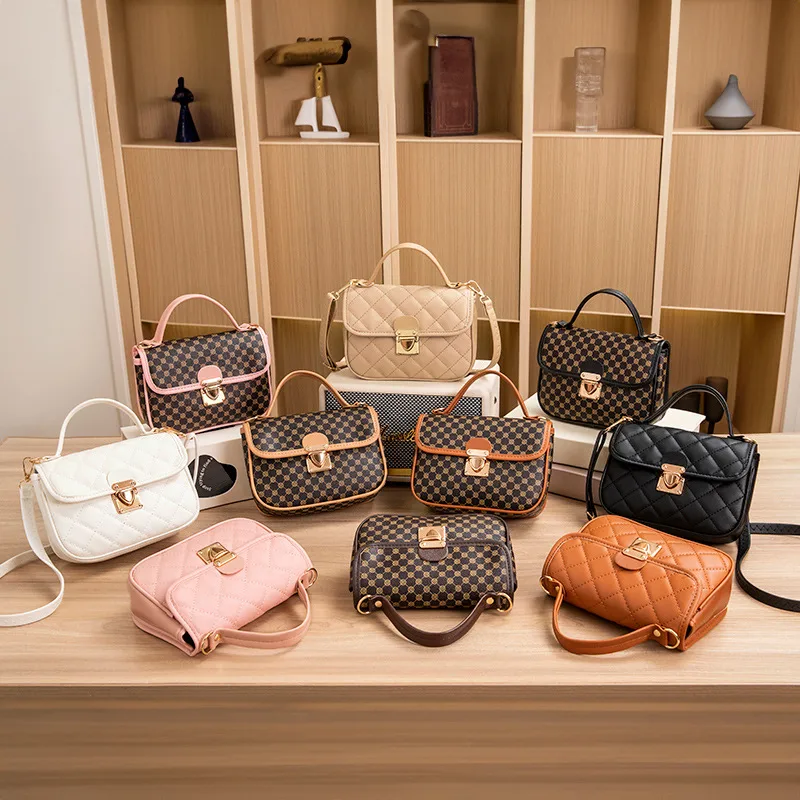 Guangzhou Bag Wholesale Hand Bag New Fashion Diamond Lattice Handbag Texture Joker Foreign Style Printing Bag