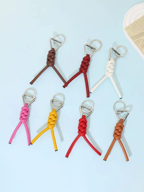 1 Piece All Seasons Pu Leather Solid Color Keychain
