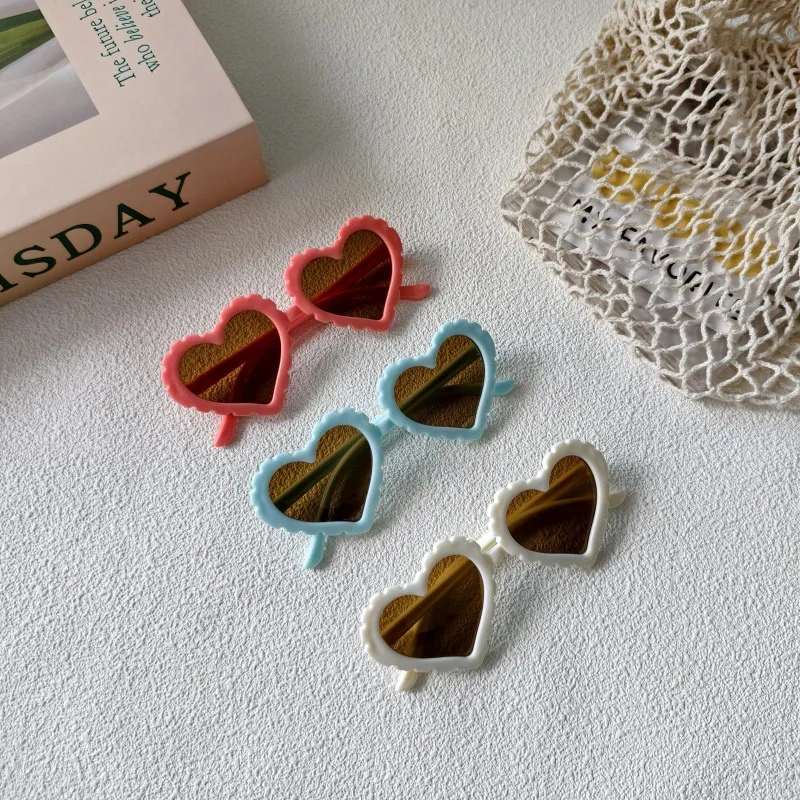 Sweet Simple Style Heart Shape UV400 Protection Resin Special-Shaped Mirror Full Frame Glasses