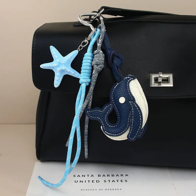 Internet Celebrity Whale Light Luxury Leather Pendant Keychain Cartoon Cute Dancing Whale Key Chain Niche Handbag Pendant