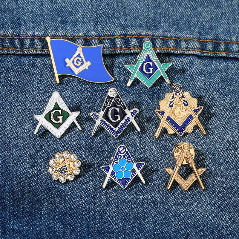 Cartoon Style Cute Streetwear Letter Flag Alloy Stamping Stoving Varnish Plating Artificial Rhinestones Unisex Brooches