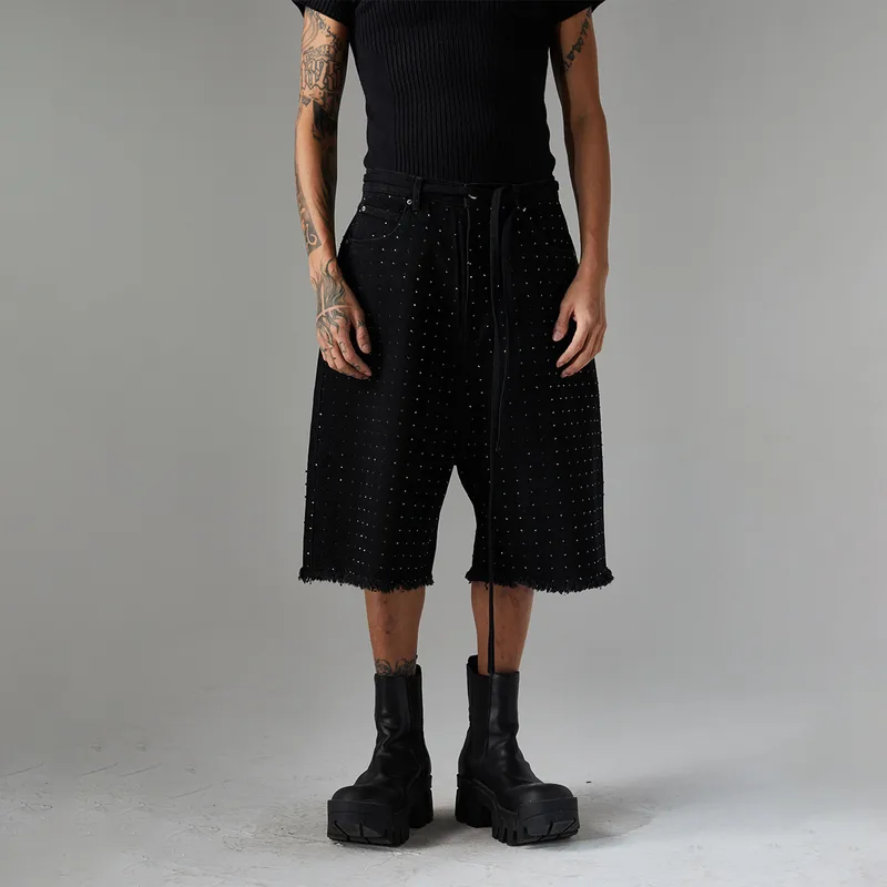 Jiayiku Men's  High Street American Style Vintage Washed Burr Edge Denim Shorts Heavy-duty Hot-drill Distinctive Pants