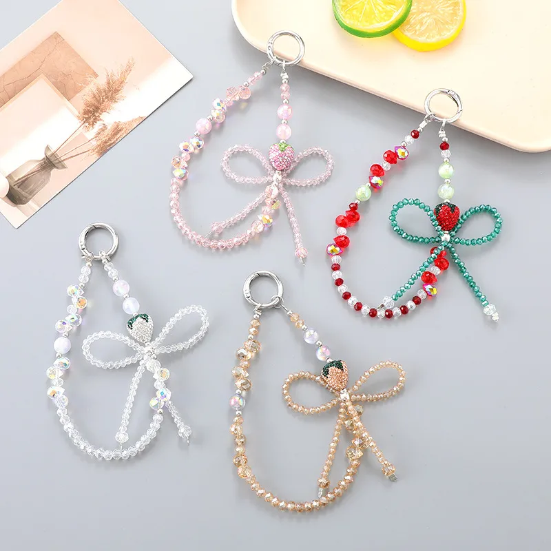 1 Piece Elegant Lady Strawberry Beaded Beaded Bag Pendant Mobile Phone Chain