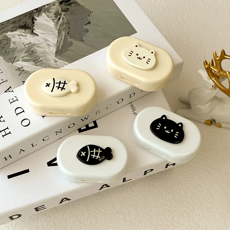 Portable Companion Box Invisible Eyelens Case Macaron Color Simple Design DIY Contact Lens Case With Clip For Daily Use