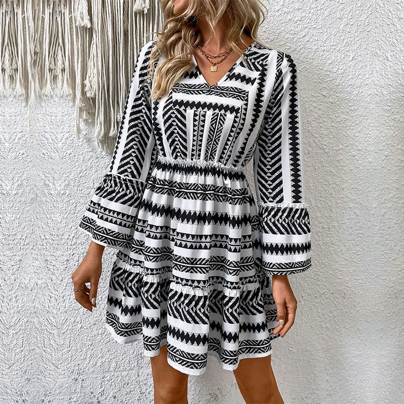 Elegant V-neck Printed Dress Women's Fashion Autumn New Style Gored Sleeve Striped Print Long Sleeve Midi Dress A-line Skirt