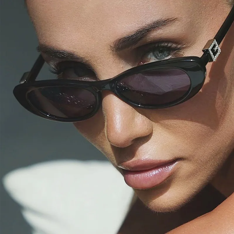 Elegant Oval Sunglasses Women's Small Frame UV Protection Sun Protection Women's Fashion Travel Round Face Full Rim Glasses