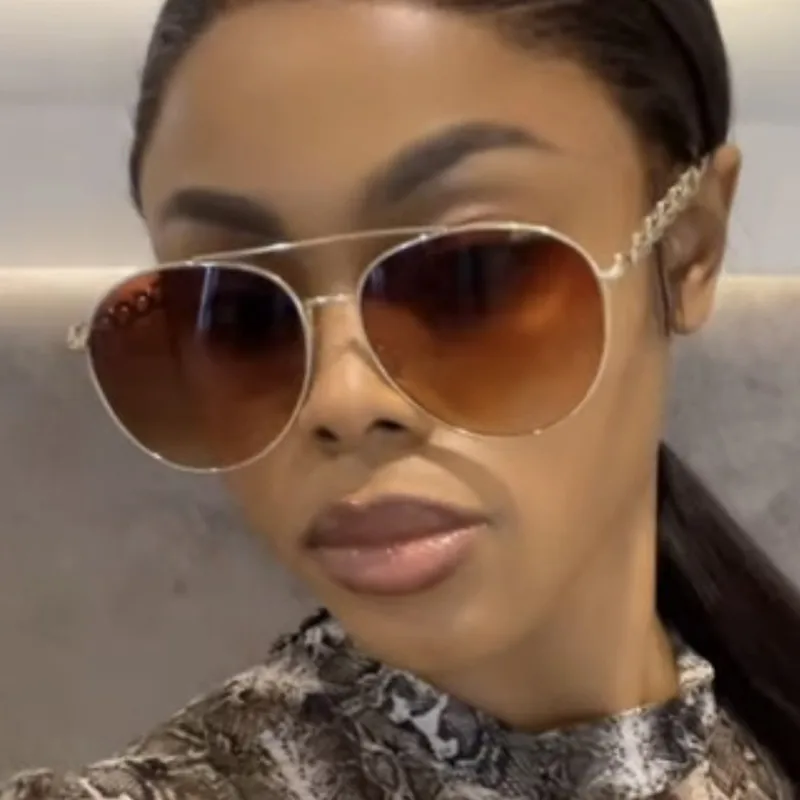 Frog-Shaped Aviator Sunglasses For Women Chain Glasses Fashion Travel UV Protection Resin Lens Brown Gold Frame Ins Style